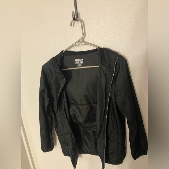 Converse hooded zip up jacket in size large. Excellent Condition. Black in color - Picture 2 of 6
